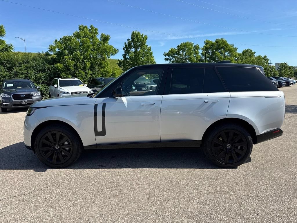 Certified 2024 Land Rover Range Rover SE AWD/4WD image 2