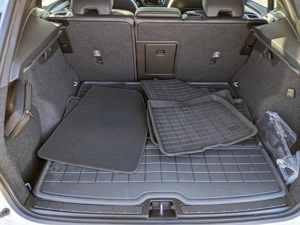 Certified 2026 Volvo XC40 B5 Plus w/ Protection Package Premier image 26