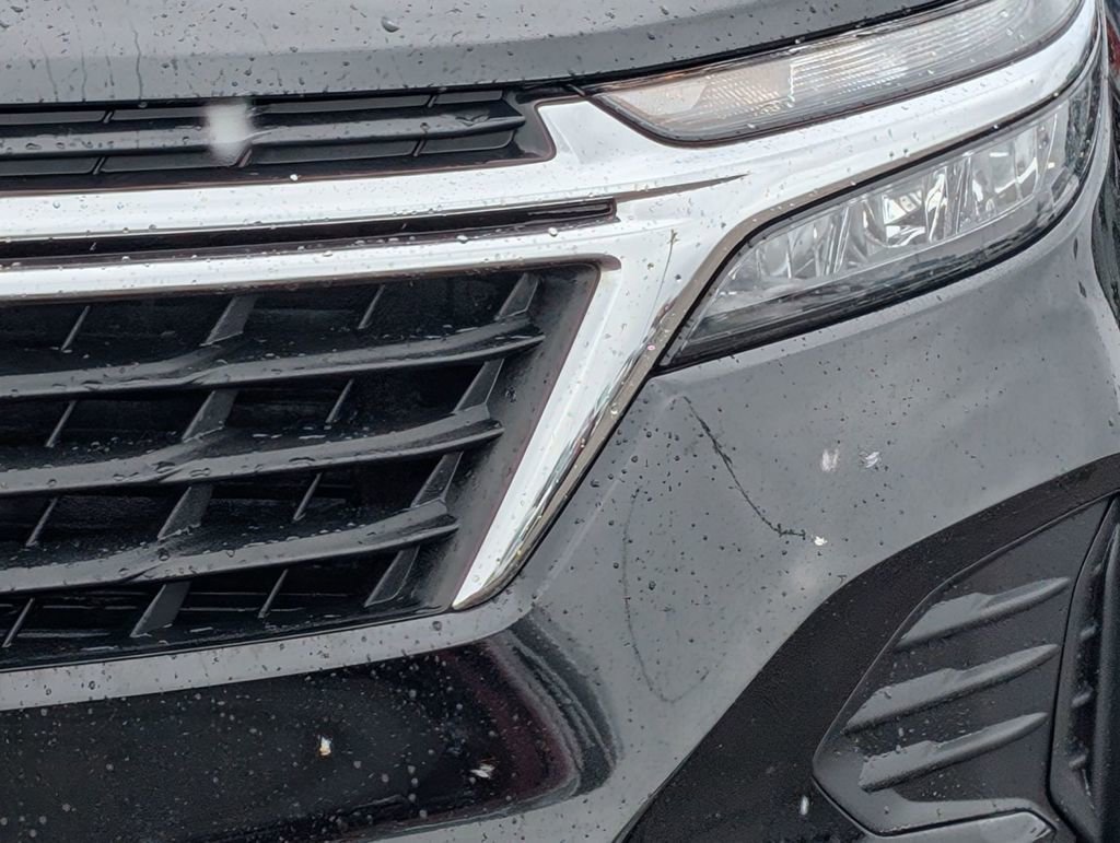 Used 2024 Chevrolet Equinox LS image 10