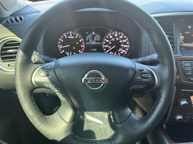 Used 2019 Nissan Pathfinder Platinum FWD image 29