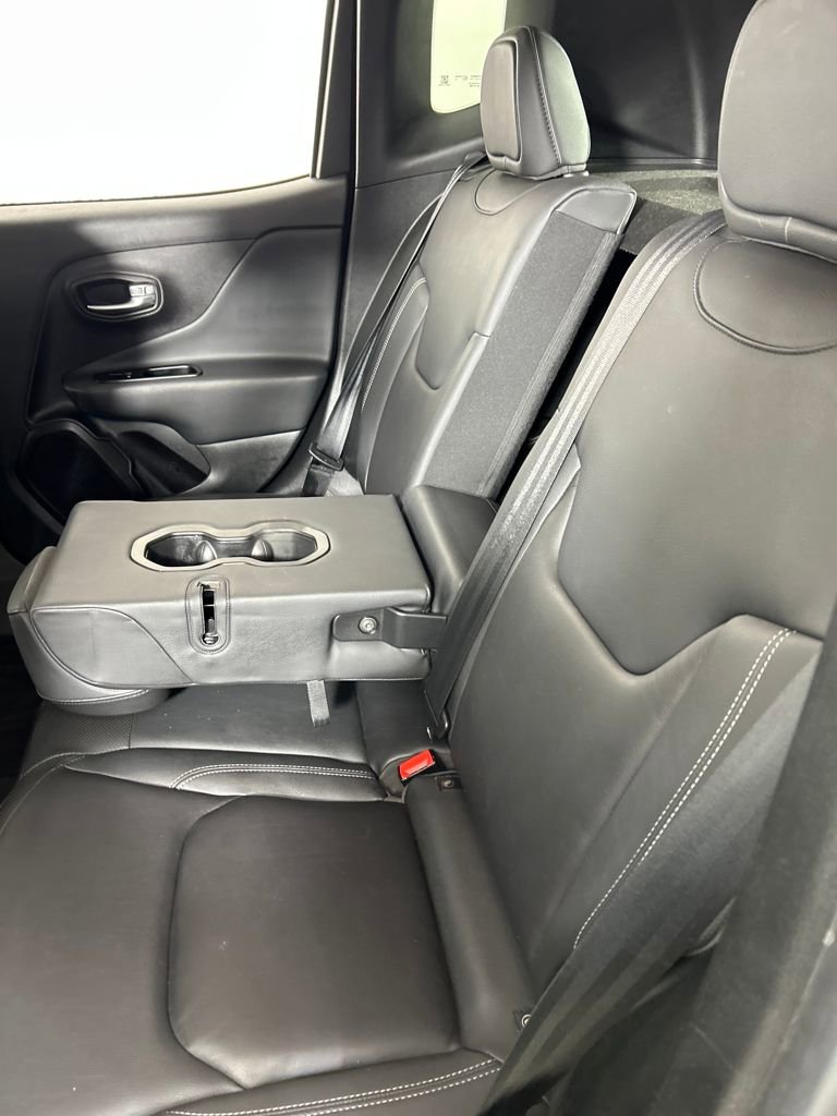 Used 2020 Jeep Renegade Limited w/ Safety and Security Group image 18