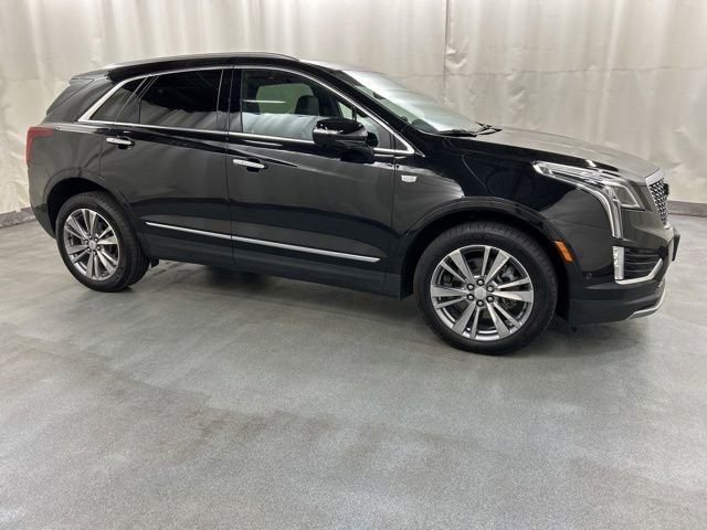 Used 2024 Cadillac XT5 Premium Luxury w/ Technology Package AWD/4WD image 1