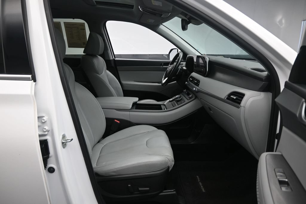 Used 2022 Hyundai Palisade SEL w/ Premium Package FWD image 35