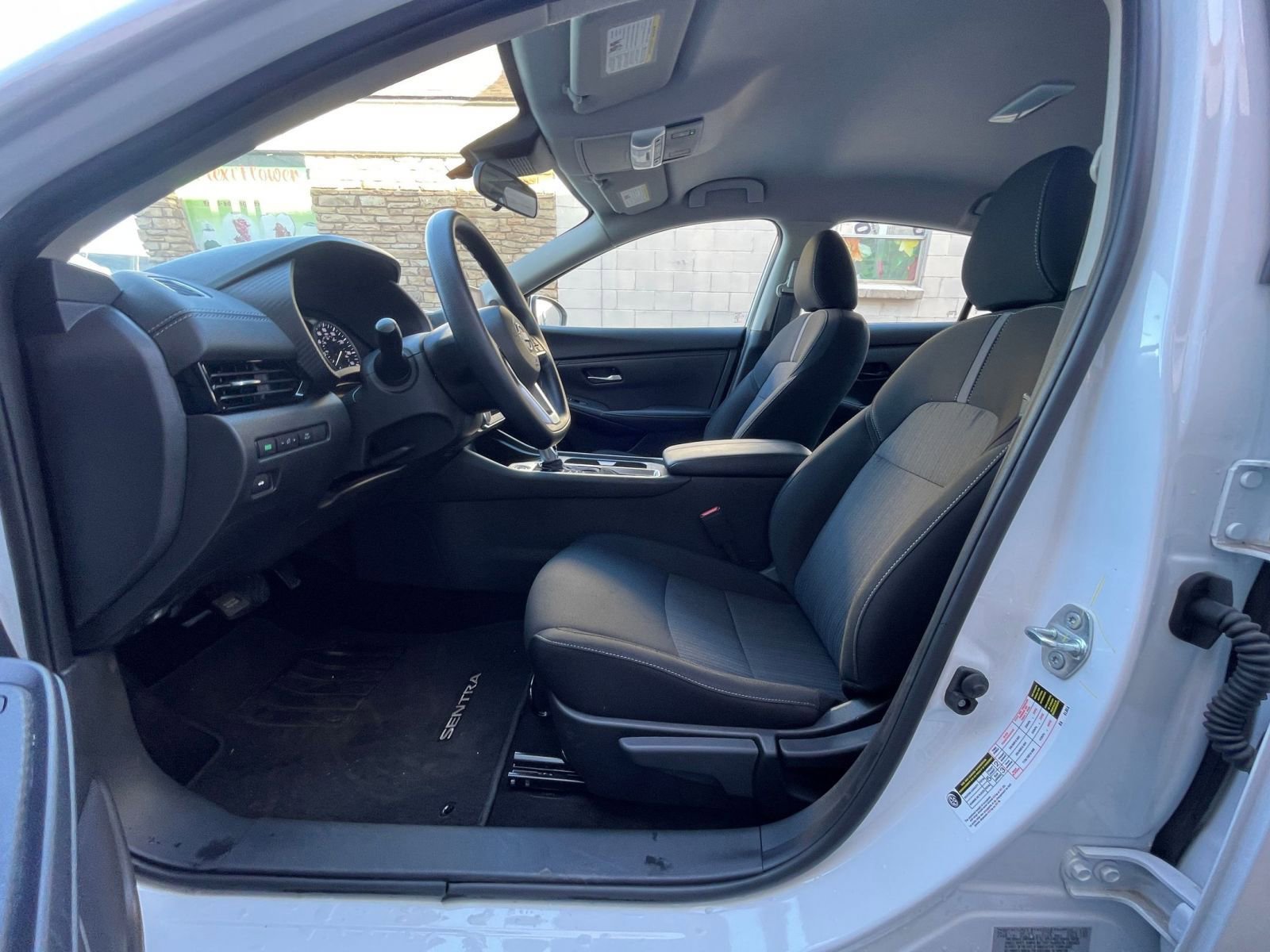 Used 2025 Nissan Sentra SV image 24