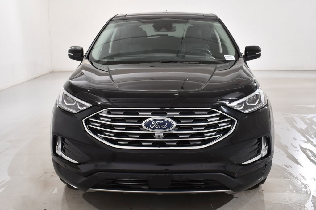 Used 2024 Ford Edge Titanium w/ Equipment Group 301A image 3