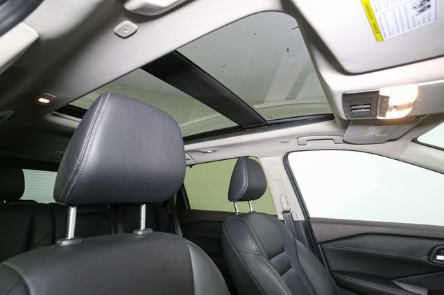 Used 2023 Nissan Rogue SL w/ SL Premium Package AWD/4WD image 17