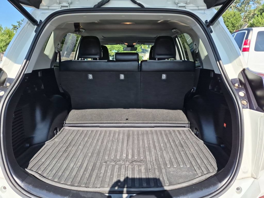 Used 2018 Toyota RAV4 Limited w/ Advanced Technology Package AWD/4WD image 27