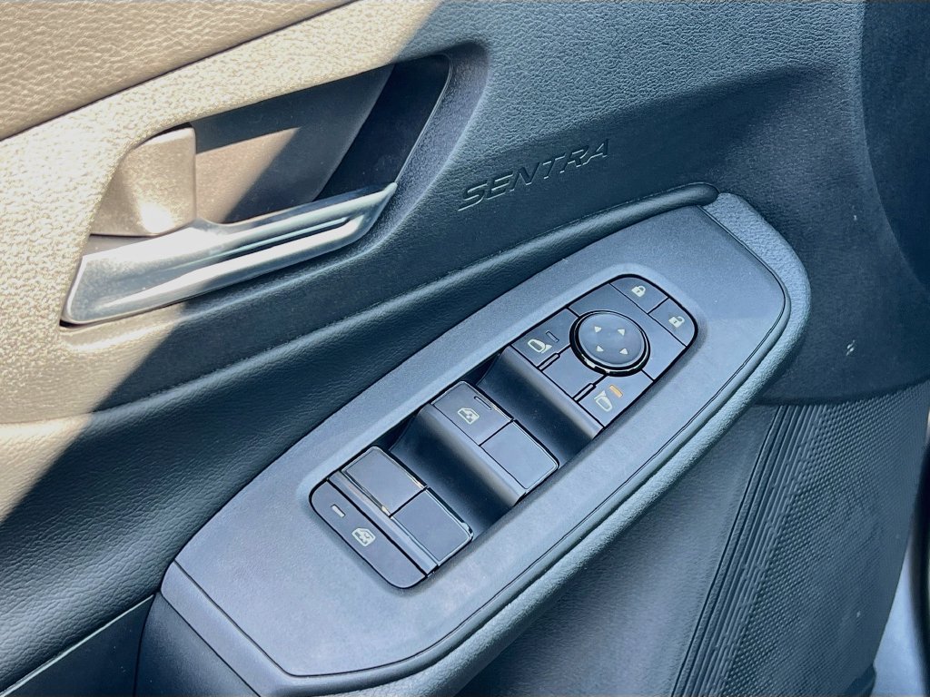 New 2027 Nissan Sentra SV FWD image 14