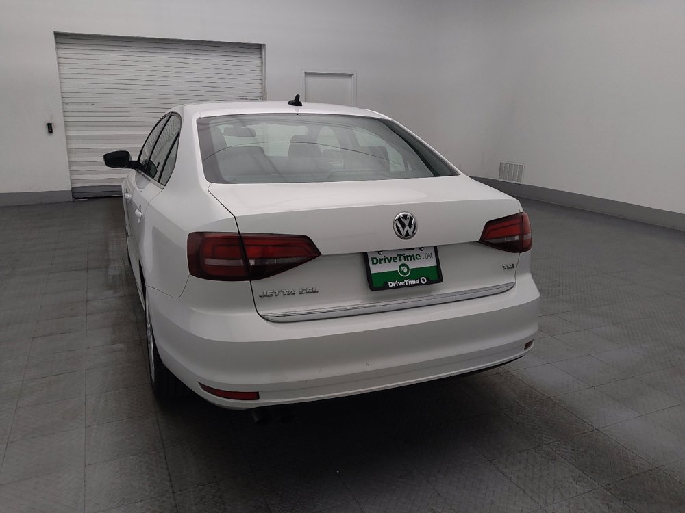 Used 2017 Volkswagen Jetta SEL FWD image 6