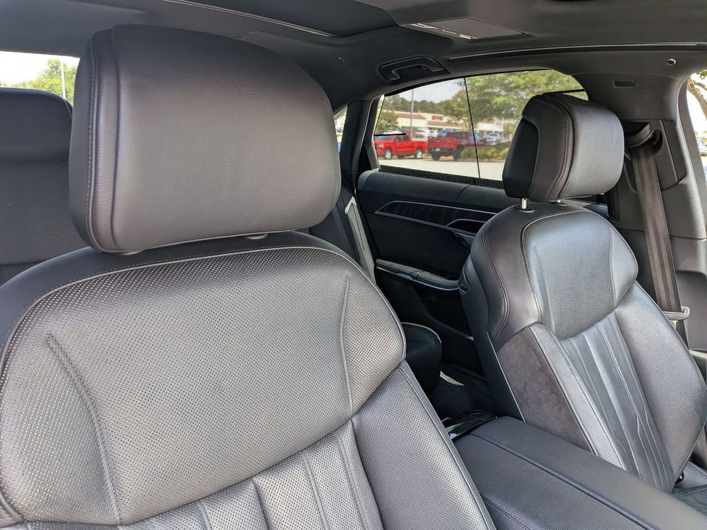 Used 2020 Audi A8 L 4.0T w/ Executive Package AWD/4WD image 20