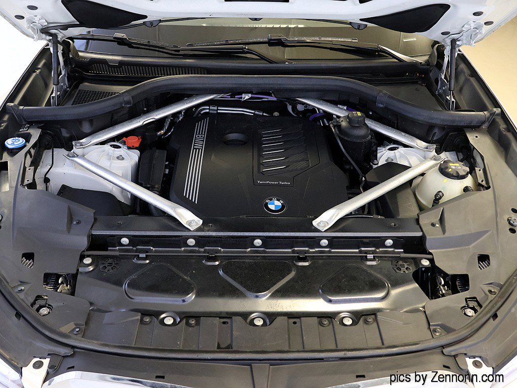 Used 2023 BMW X5 xDrive40i w/ Premium Package image 40