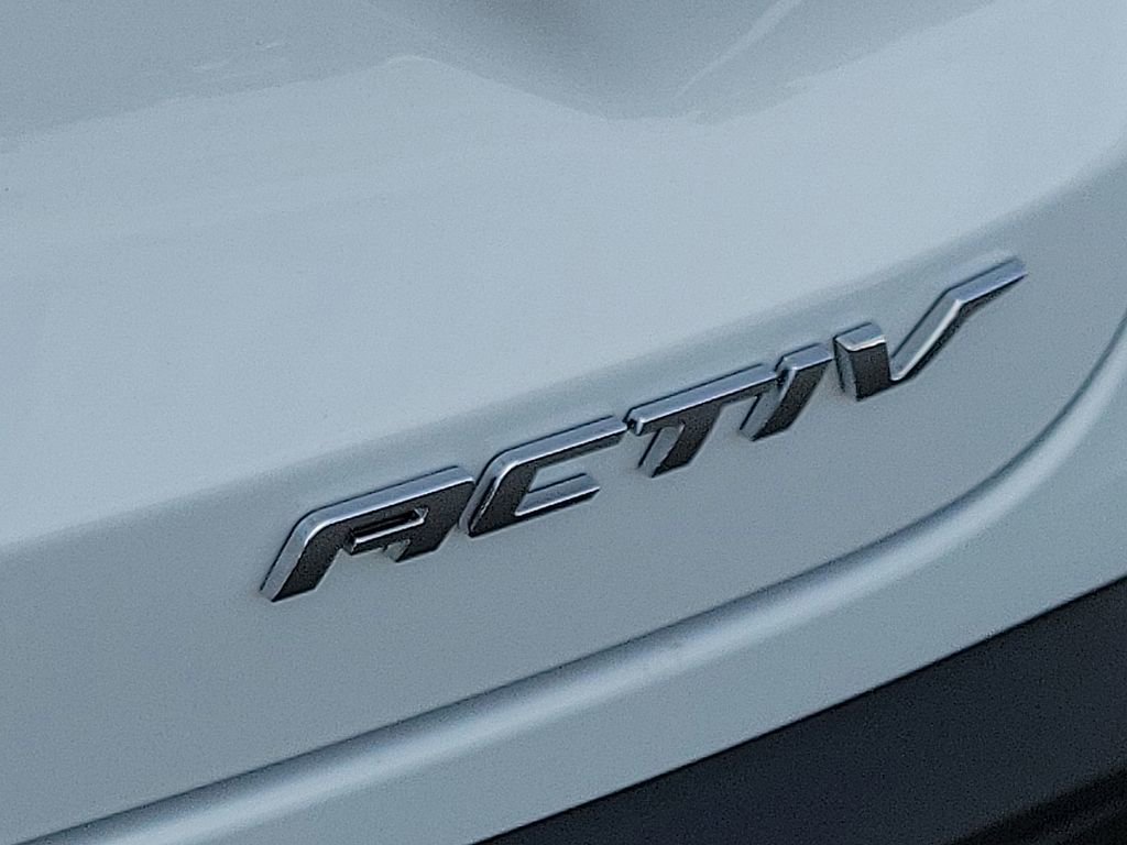 New 2026 Chevrolet Trax ACTIV FWD image 6