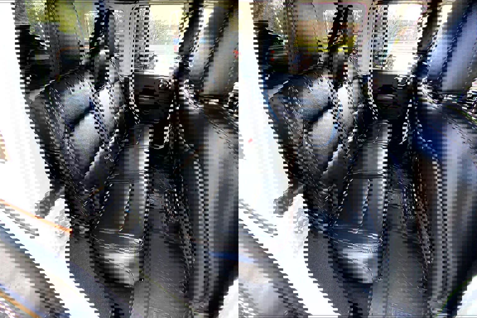 Used 2023 Jeep Wrangler Rubicon 392 image 20