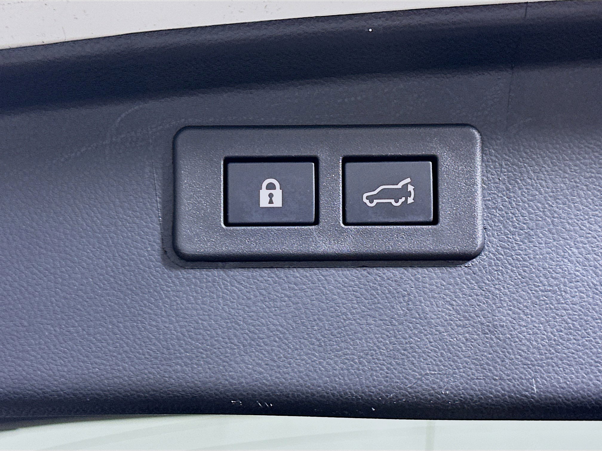 Used 2022 Subaru Outback Limited AWD/4WD image 31