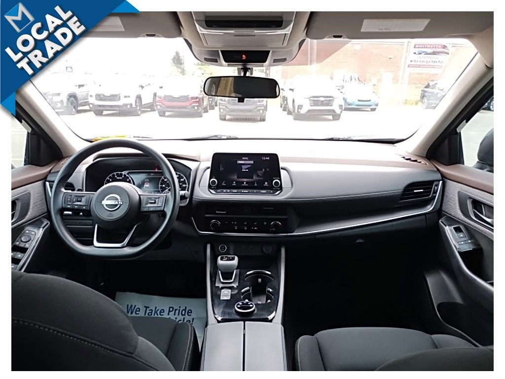 Used 2023 Nissan Rogue S AWD/4WD image 23
