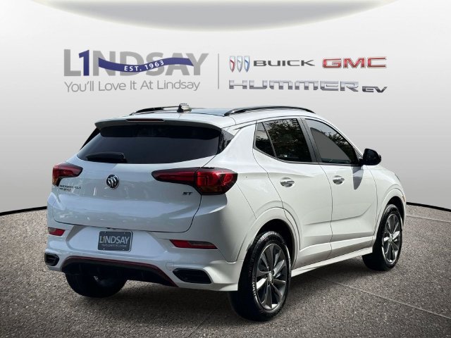 Certified 2021 Buick Encore GX Select w/ Experience Buick Package AWD/4WD image 3