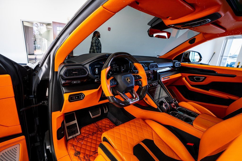 Used 2022 Lamborghini Urus image 50