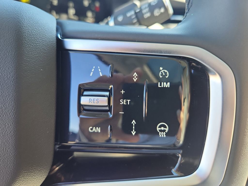 Certified 2025 Land Rover Discovery Sport S AWD/4WD image 20
