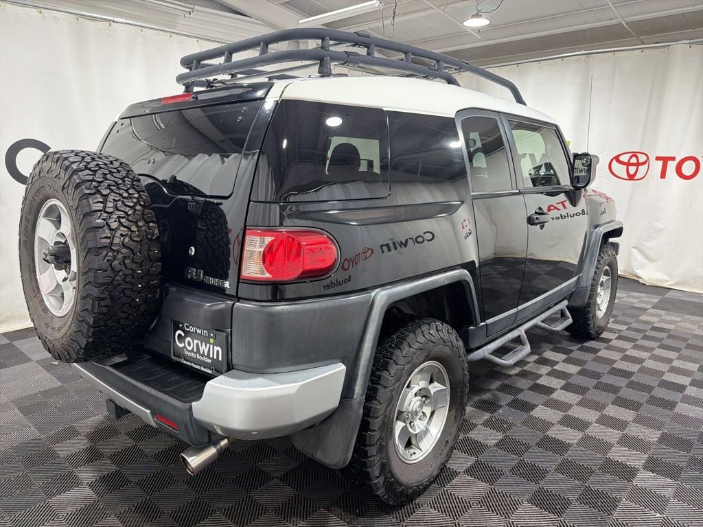 Used 2010 Toyota FJ Cruiser 4WD image 7