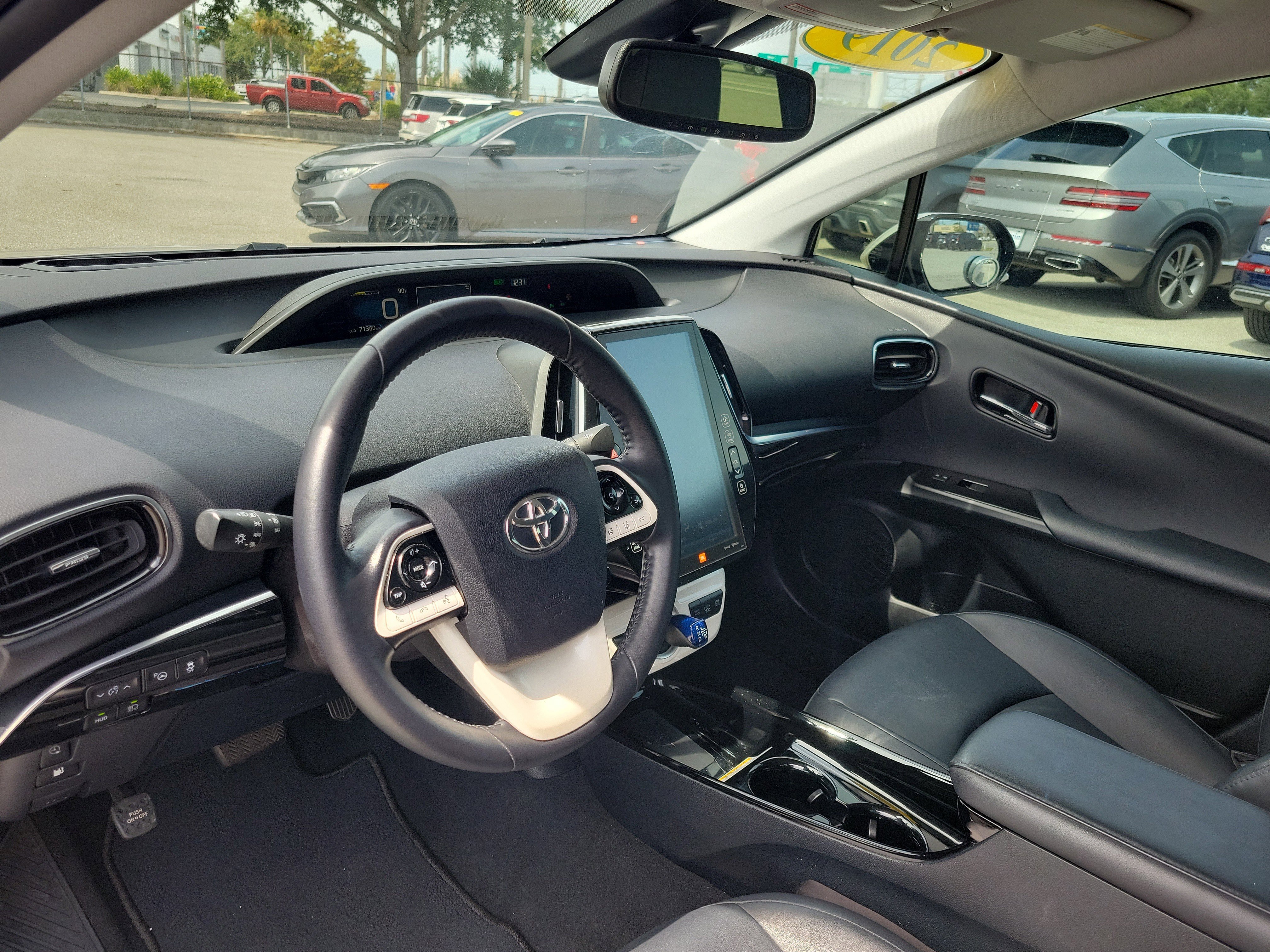 Used 2019 Toyota Prius Prime Advanced image 8