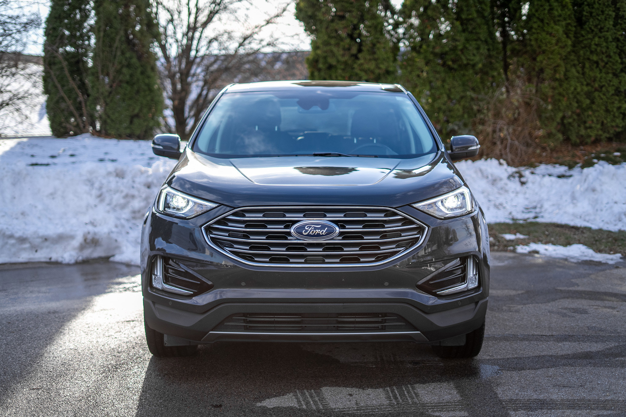Used 2021 Ford Edge Titanium image 2