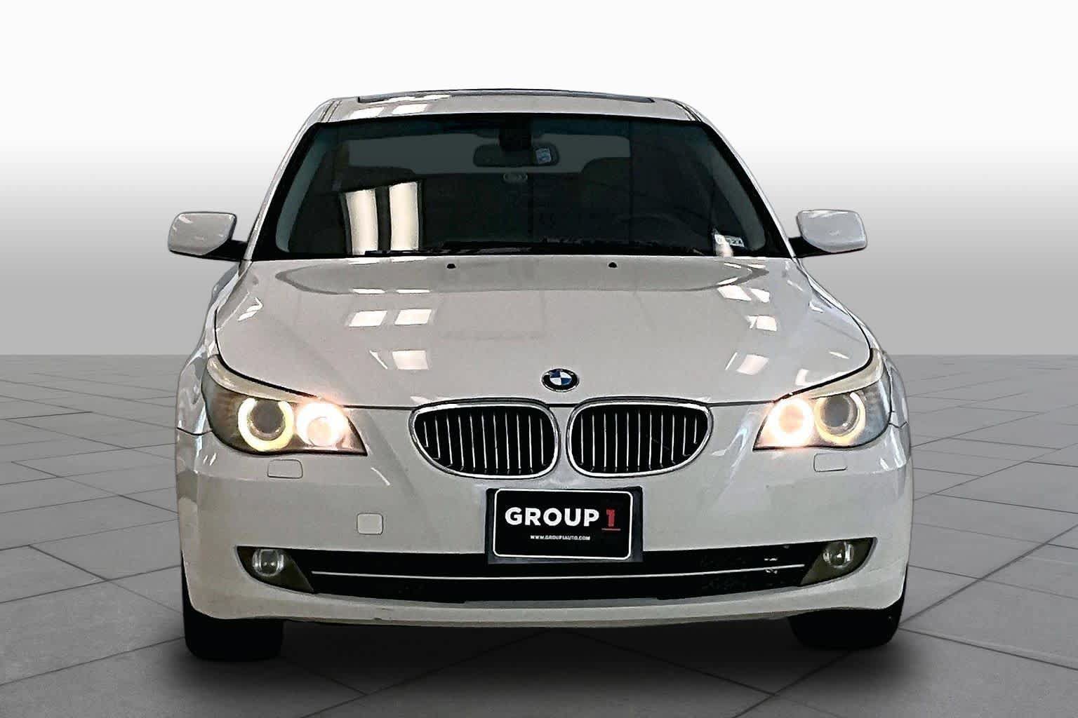 Used 2008 BMW 528xi Sedan AWD/4WD image 3