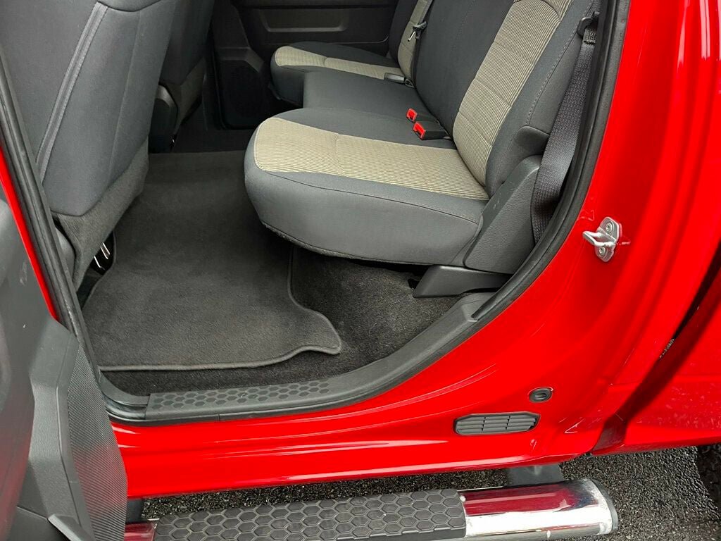 Used 2012 RAM 1500 Express w/ ST Popular Equipment Group AWD/4WD image 21
