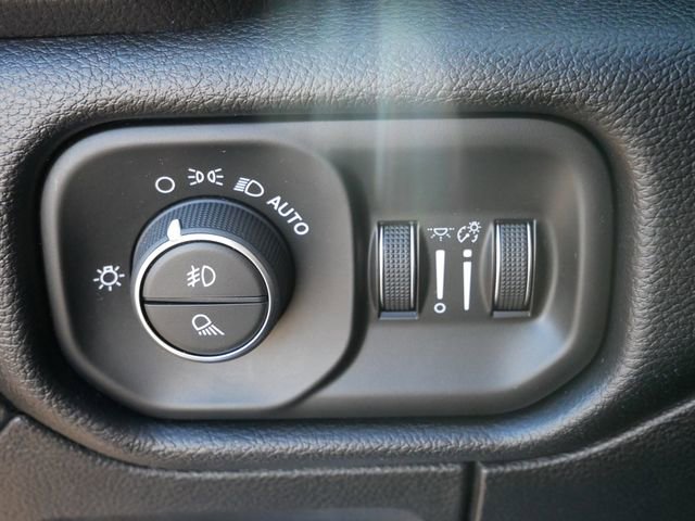 Certified 2019 RAM 1500 Laramie image 25