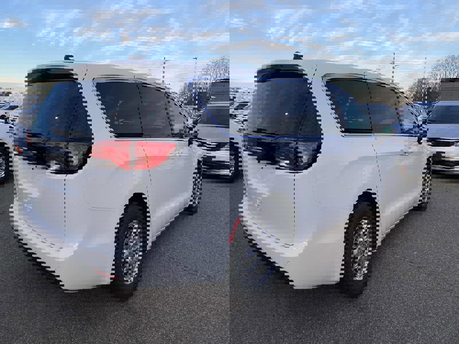 New 2026 Chrysler Voyager LX image 3