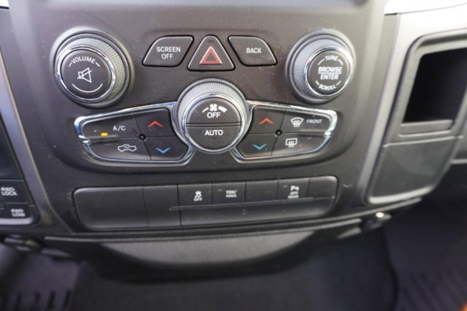 Used 2021 RAM 1500 Classic Warlock w/ Electronics Group image 31