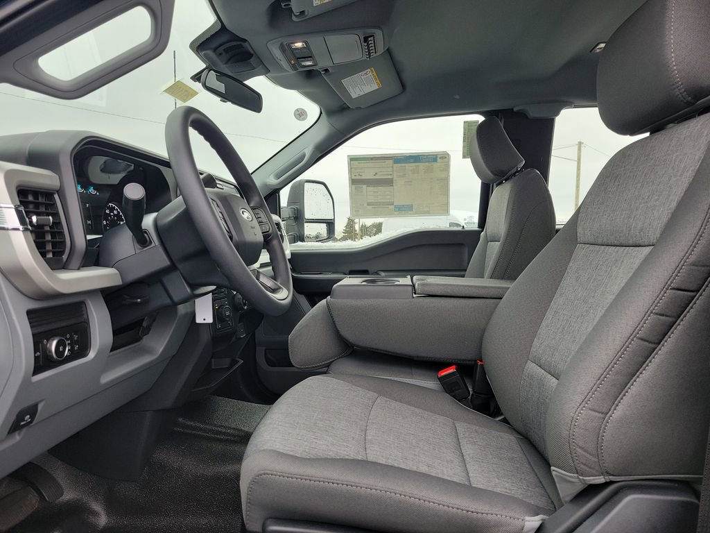 New 2026 Ford F250 XL w/ XL Off-Road Package AWD/4WD image 16