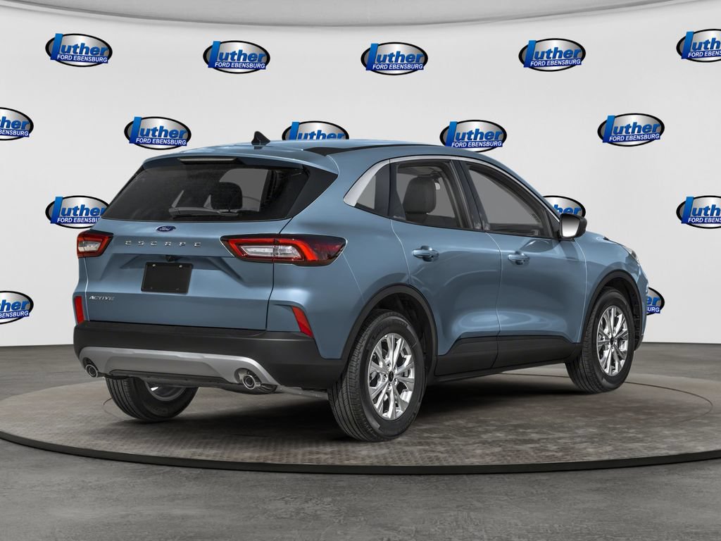 Used 2023 Ford Escape Active w/ Tech Pack #2 AWD/4WD image 2