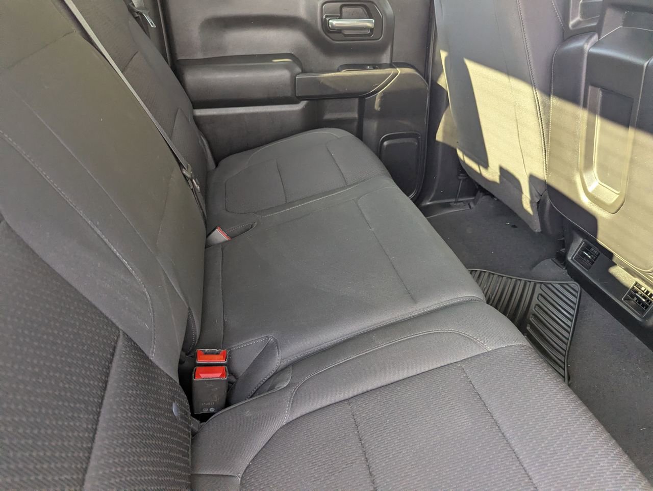 Used 2020 Chevrolet Silverado 1500 Custom w/ Custom Value Package image 14