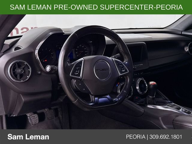 Used 2020 Chevrolet Camaro LT image 9