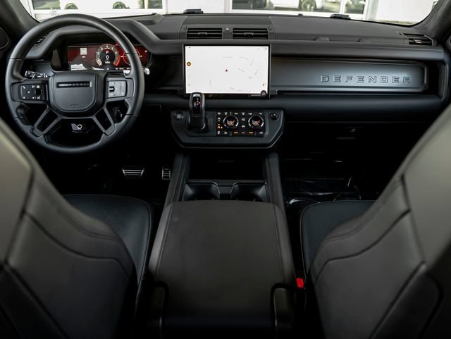 Certified 2025 Land Rover Defender 110 AWD/4WD image 19