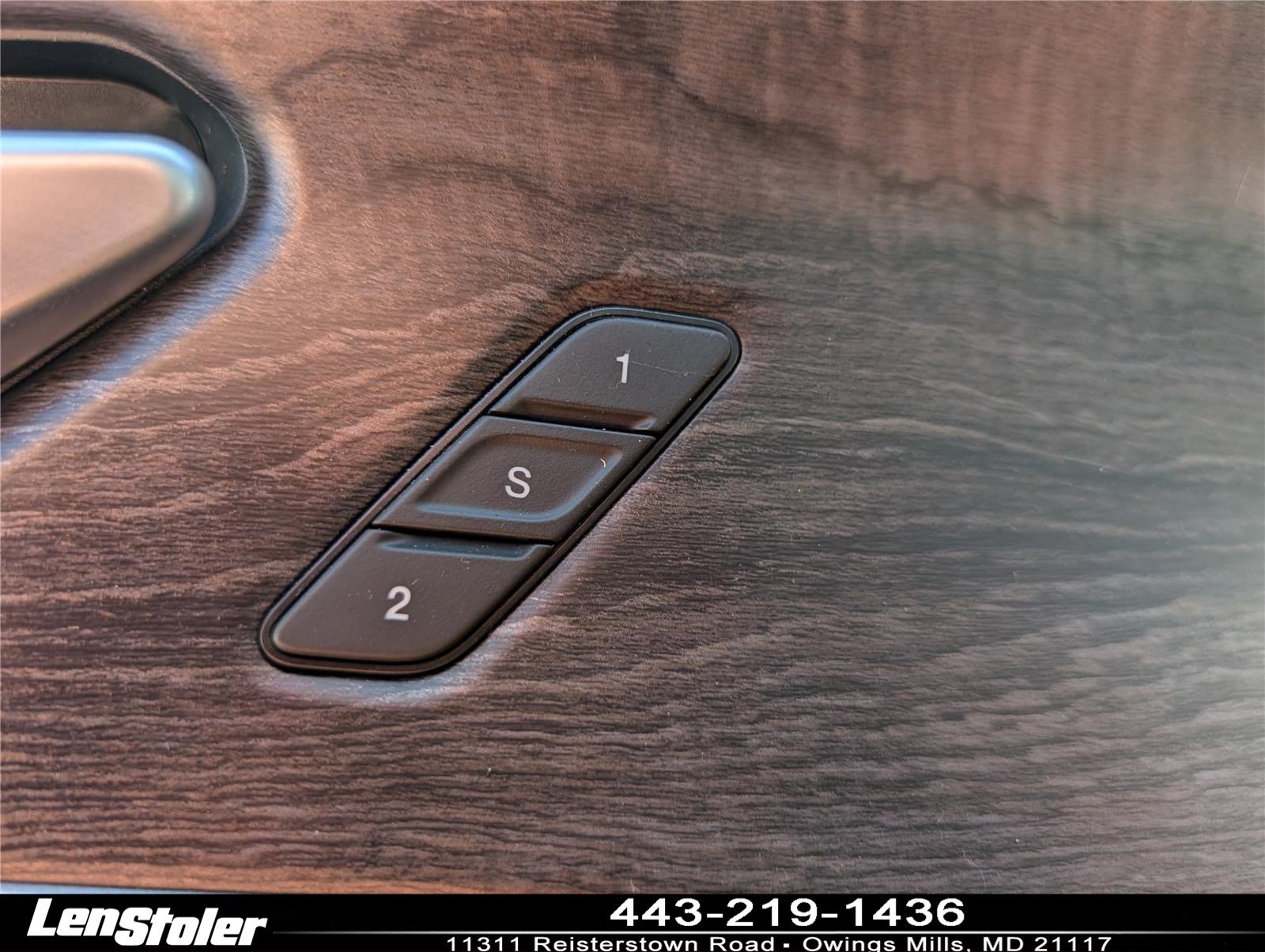 Used 2023 Jeep Grand Cherokee L Limited AWD/4WD image 23