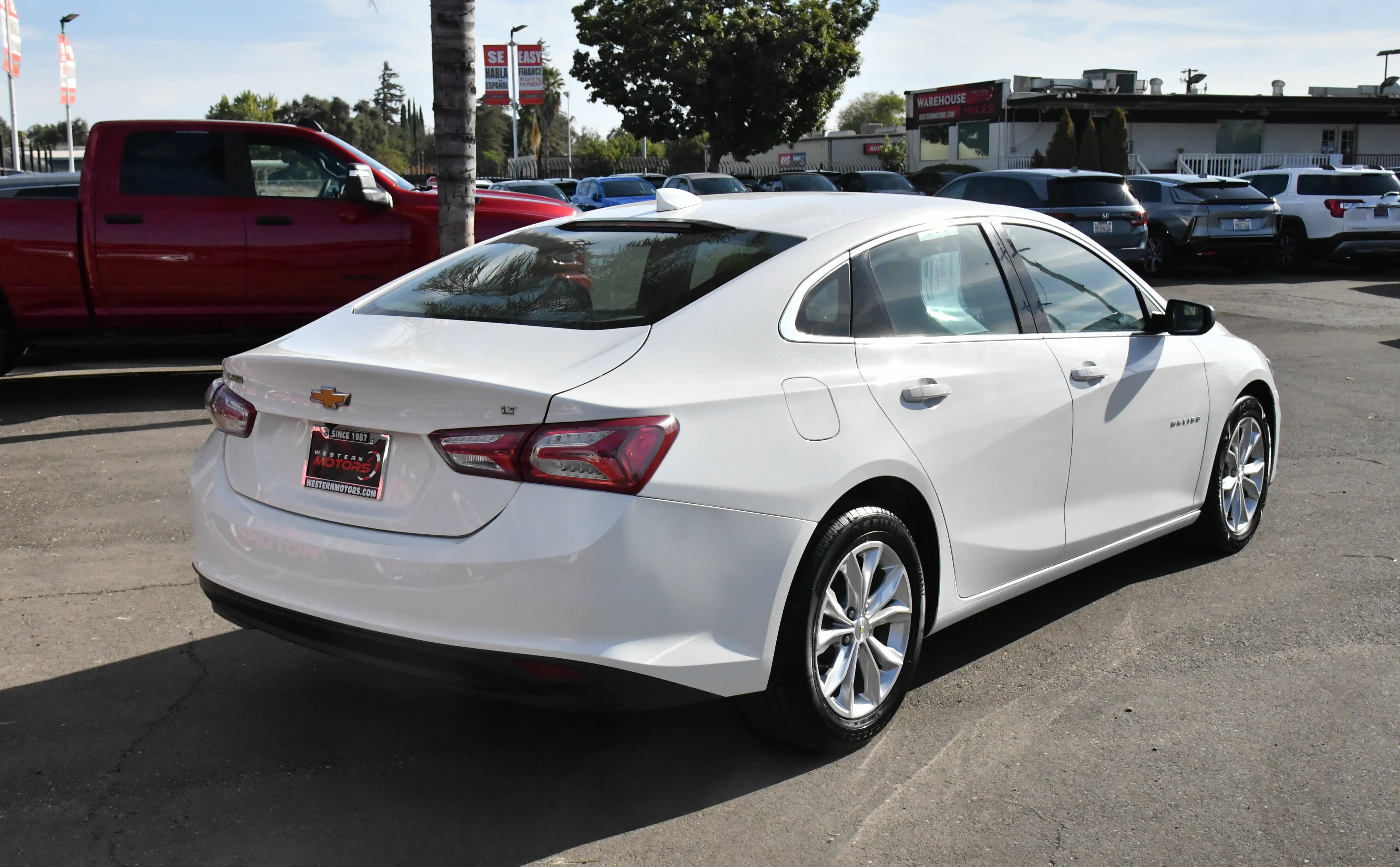 Used 2022 Chevrolet Malibu LT FWD image 8