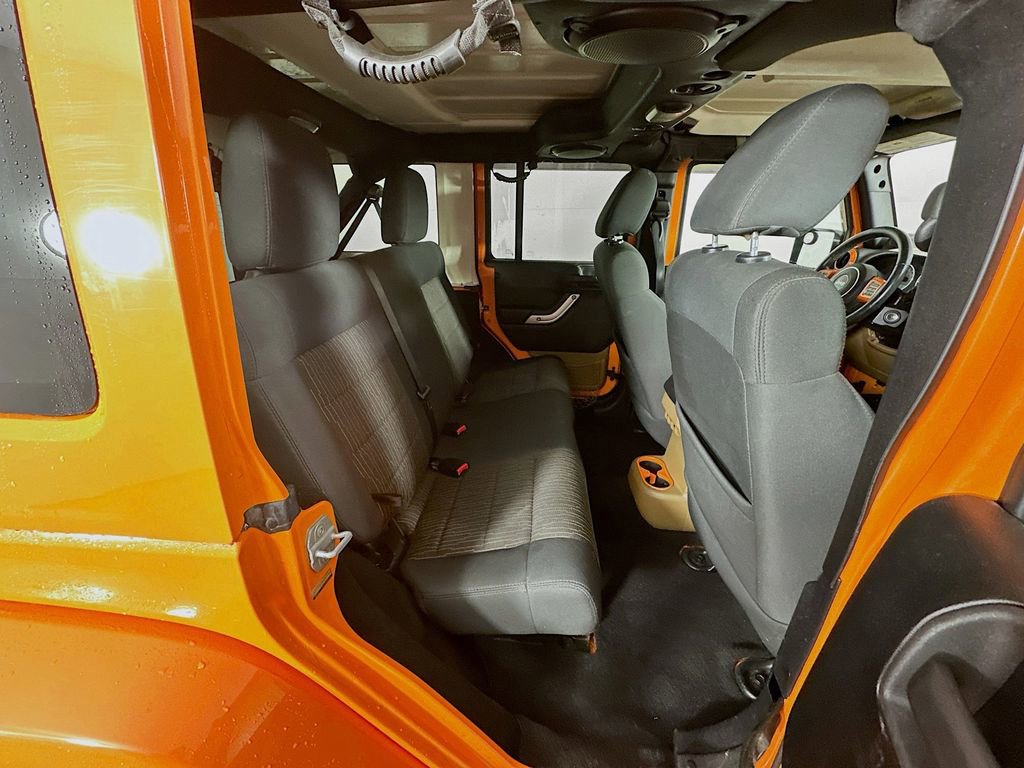Used 2012 Jeep Wrangler Unlimited Sahara w/ Connectivity Group image 30