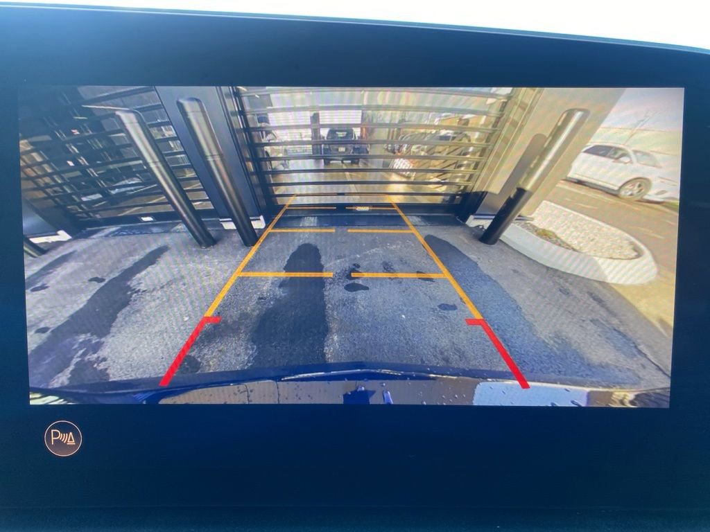 Used 2025 Cadillac XT4 Sport image 21