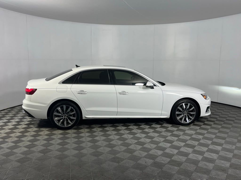 Used 2023 Audi A4 2.0T Premium w/ 18" Wheel Package image 3