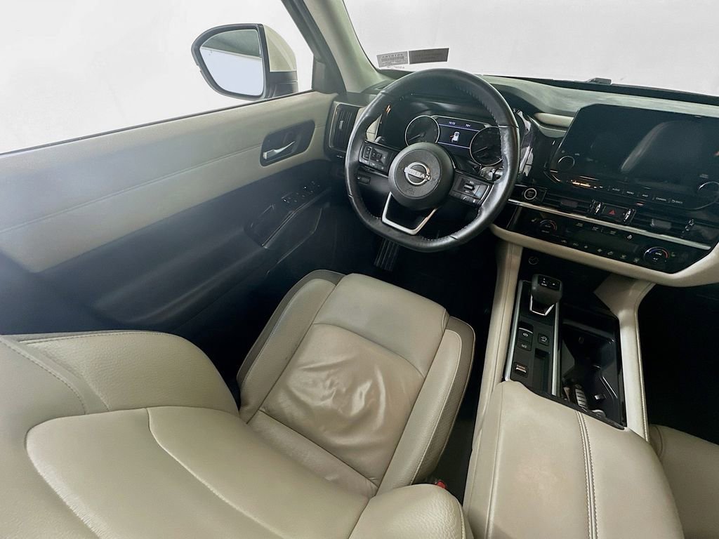 Used 2022 Nissan Pathfinder SL image 9
