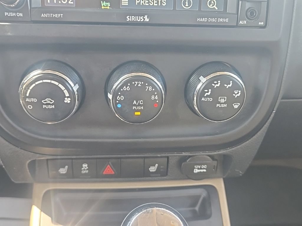 Used 2014 Jeep Patriot Limited w/ Sun/Sound Group AWD/4WD image 17