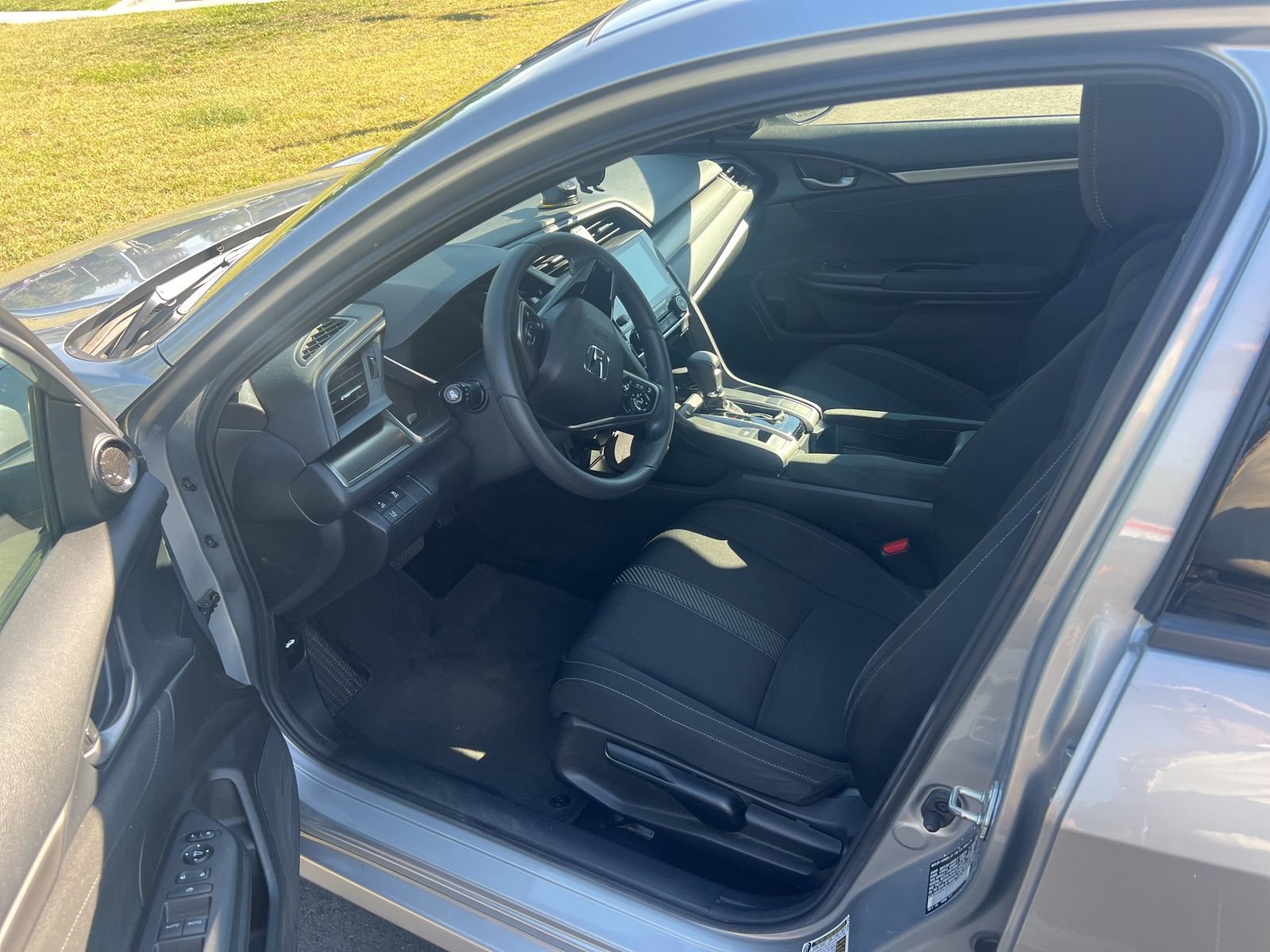 Used 2019 Honda Civic EX image 13