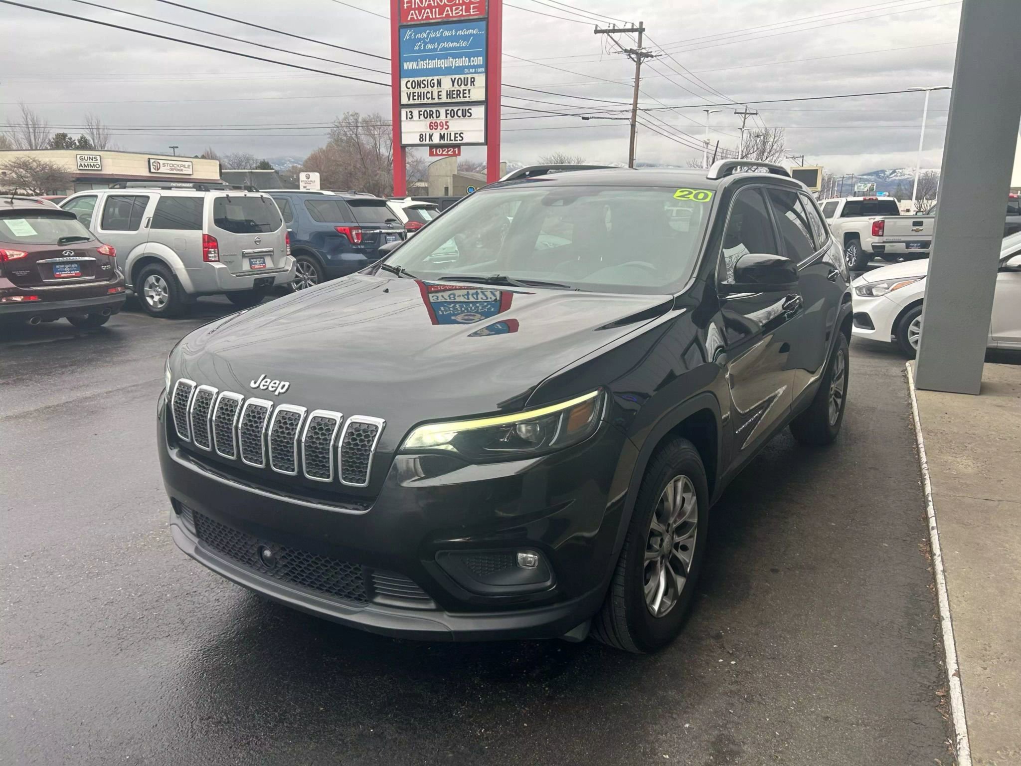 Used 2020 Jeep Cherokee Latitude Lux w/ Comfort/Convenience Group image 32