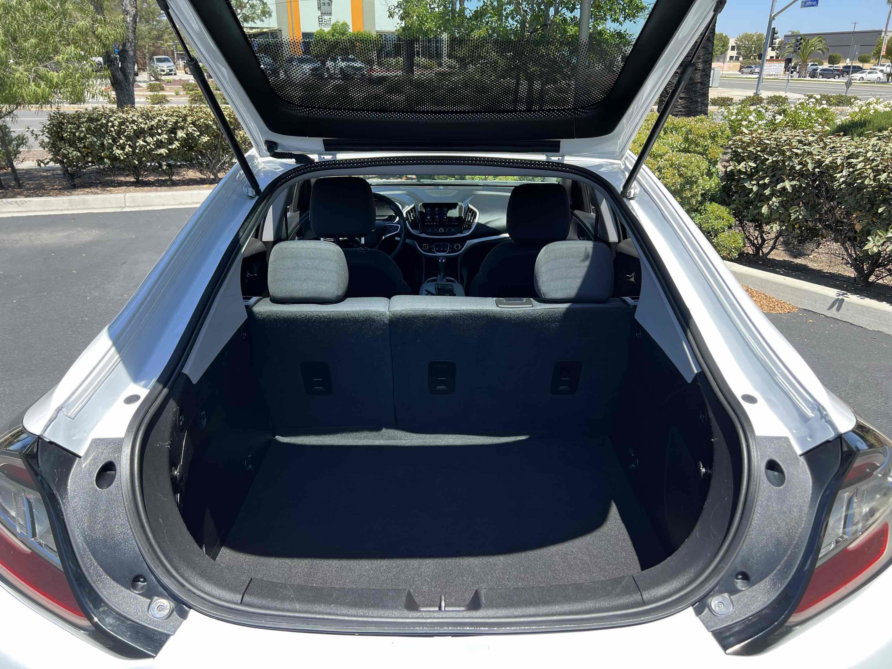 Used 2019 Chevrolet Volt LT FWD image 25