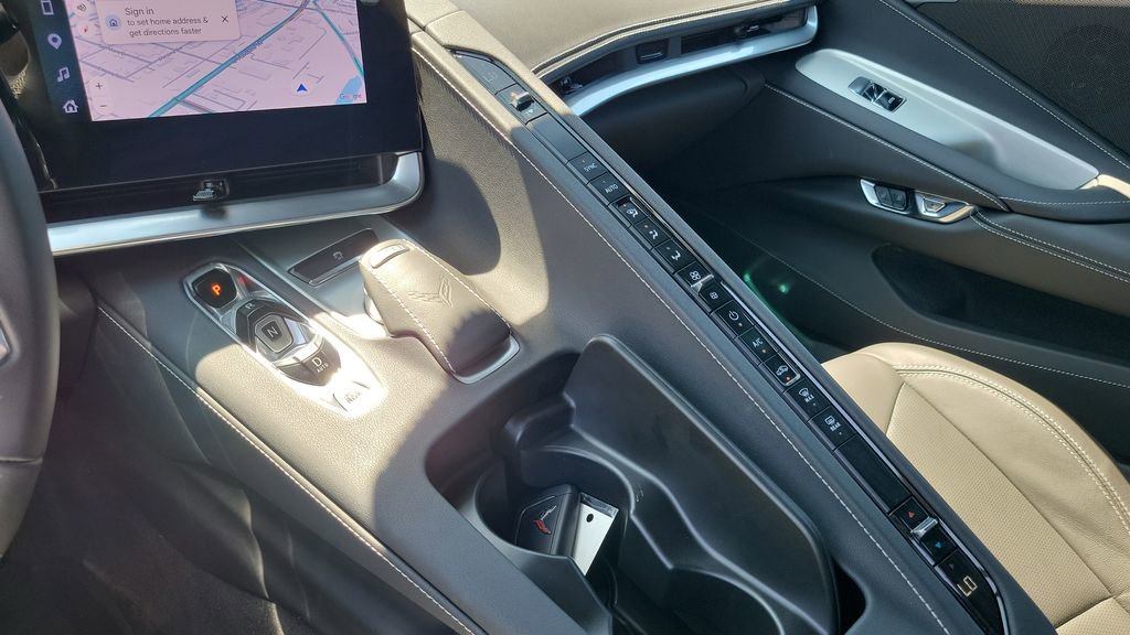 Used 2025 Chevrolet Corvette Z06 image 18