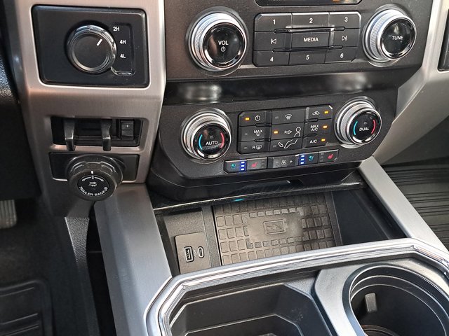 Certified 2021 Ford F450 Platinum w/ FX4 Off-Road Package image 33