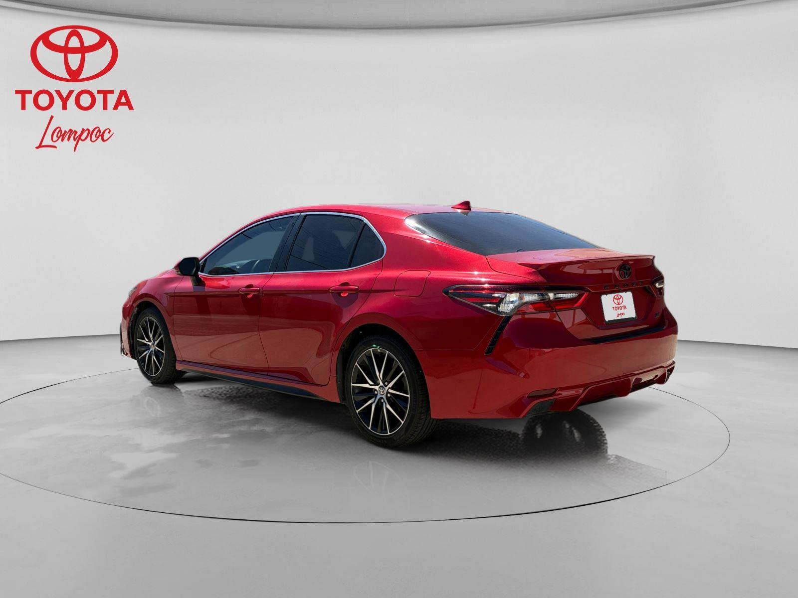 Certified 2022 Toyota Camry SE w/ Carpet Mat Package (TMS) image 4