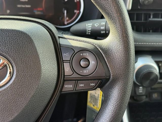 Used 2024 Toyota RAV4 LE image 22