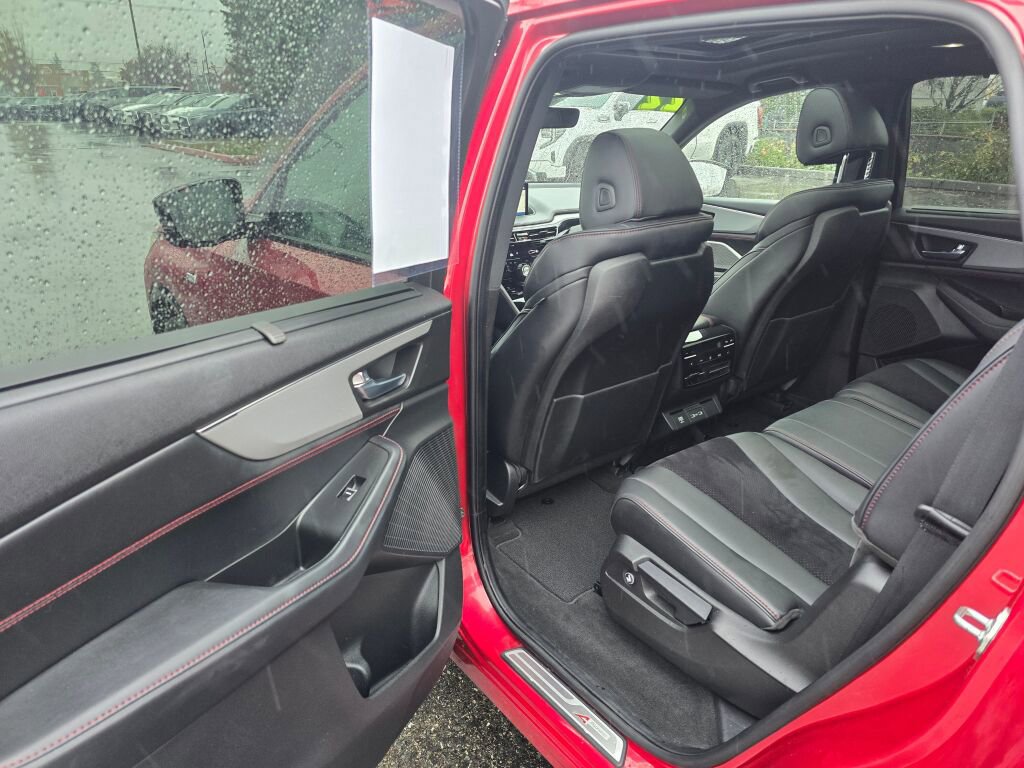 Used 2022 Acura MDX A-Spec image 15